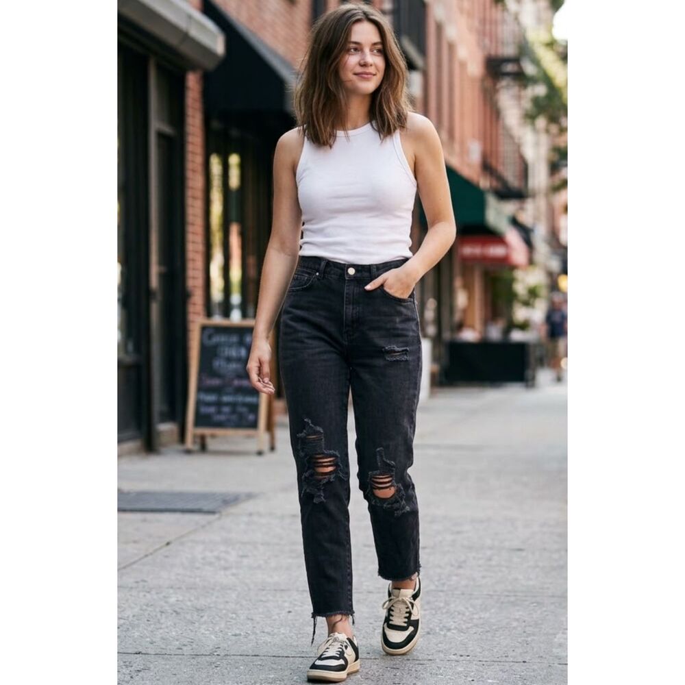 PacSun Ripped Distressed Mom Jeans Women's Size 25